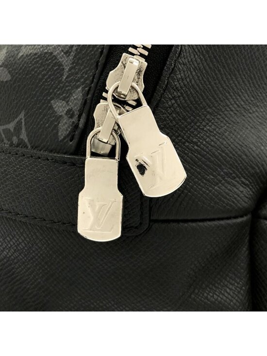 Louis Vuitton Taiga Lama Discovery Backpack main image 7